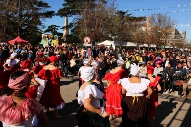 Dolores anuncia la 10º edición de la Fiesta de la Torta: concursos, danzas y foodtrucks para celebrar
