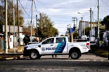 Quilmes sangrienta: vestido de civil, policía mató a presunto motochorro que asaltaba a una adolescente